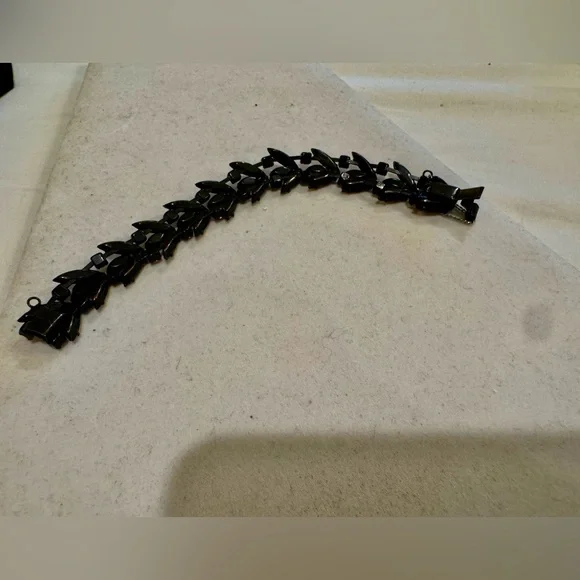 Regency red bracelet. - Picture 3 of 4